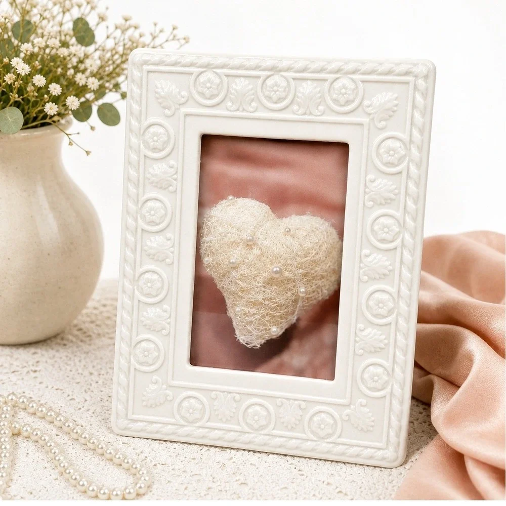 Villeroy & Boch Picture Frame Home Decor 7x9 White Porcelain Embossed Floral‎